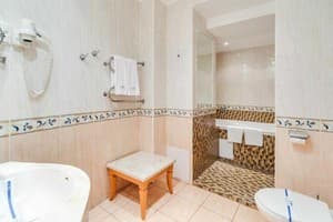 Отель Украина. Люкс двухместный Представительский 8